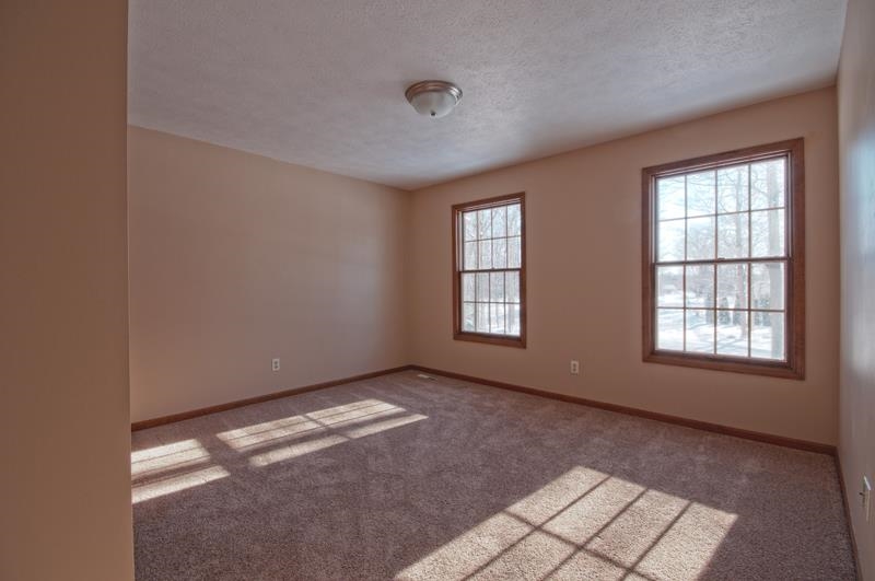30555 Raintree Dr, Granger, IN 46530 photo 23