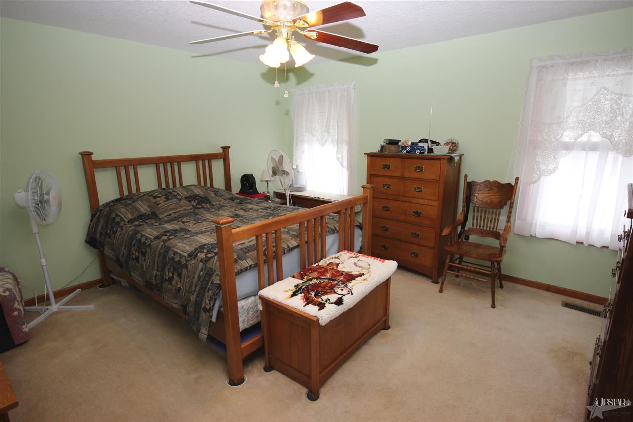 16132 Ara Ct, Woodburn, IN 46797 photo 8