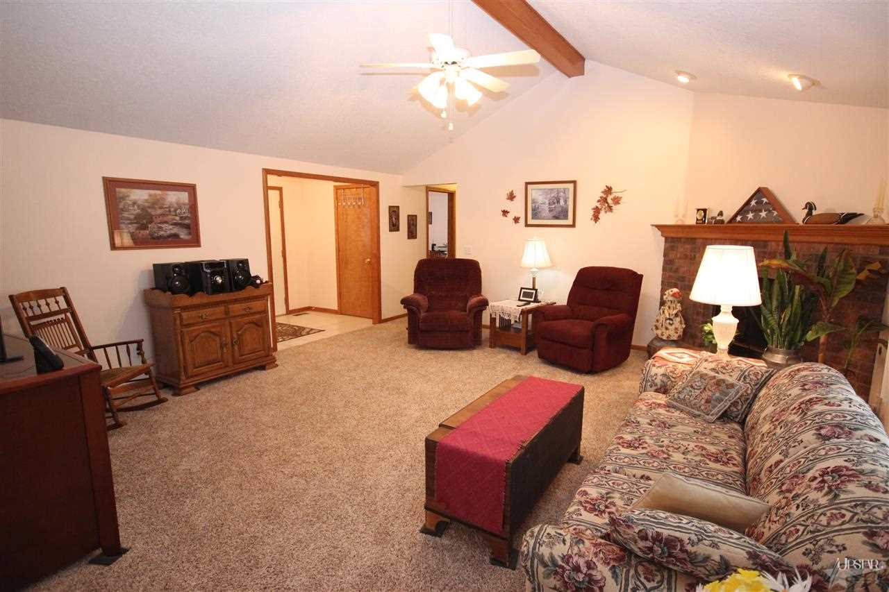 16132 Ara Ct, Woodburn, IN 46797 photo 3