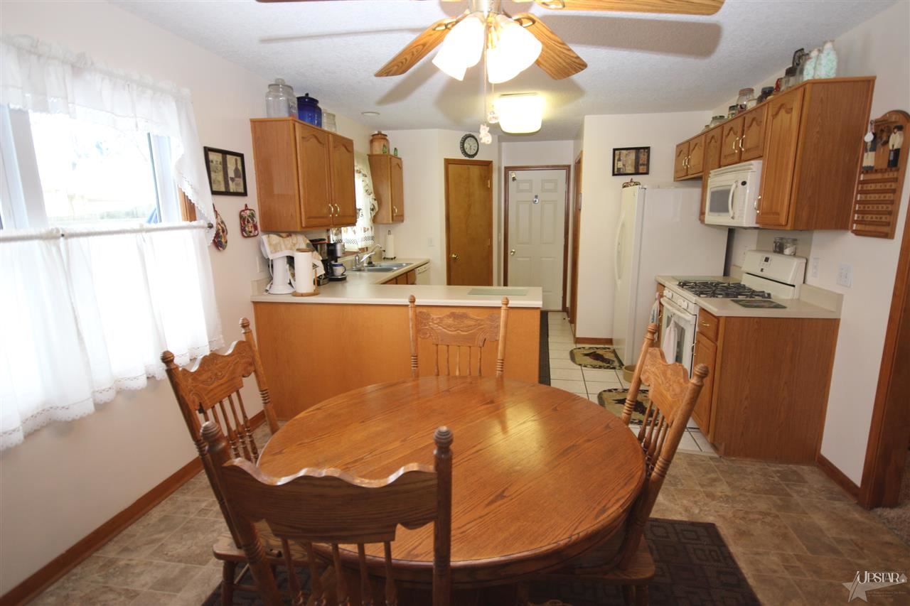 16132 Ara Ct, Woodburn, IN 46797 photo 6