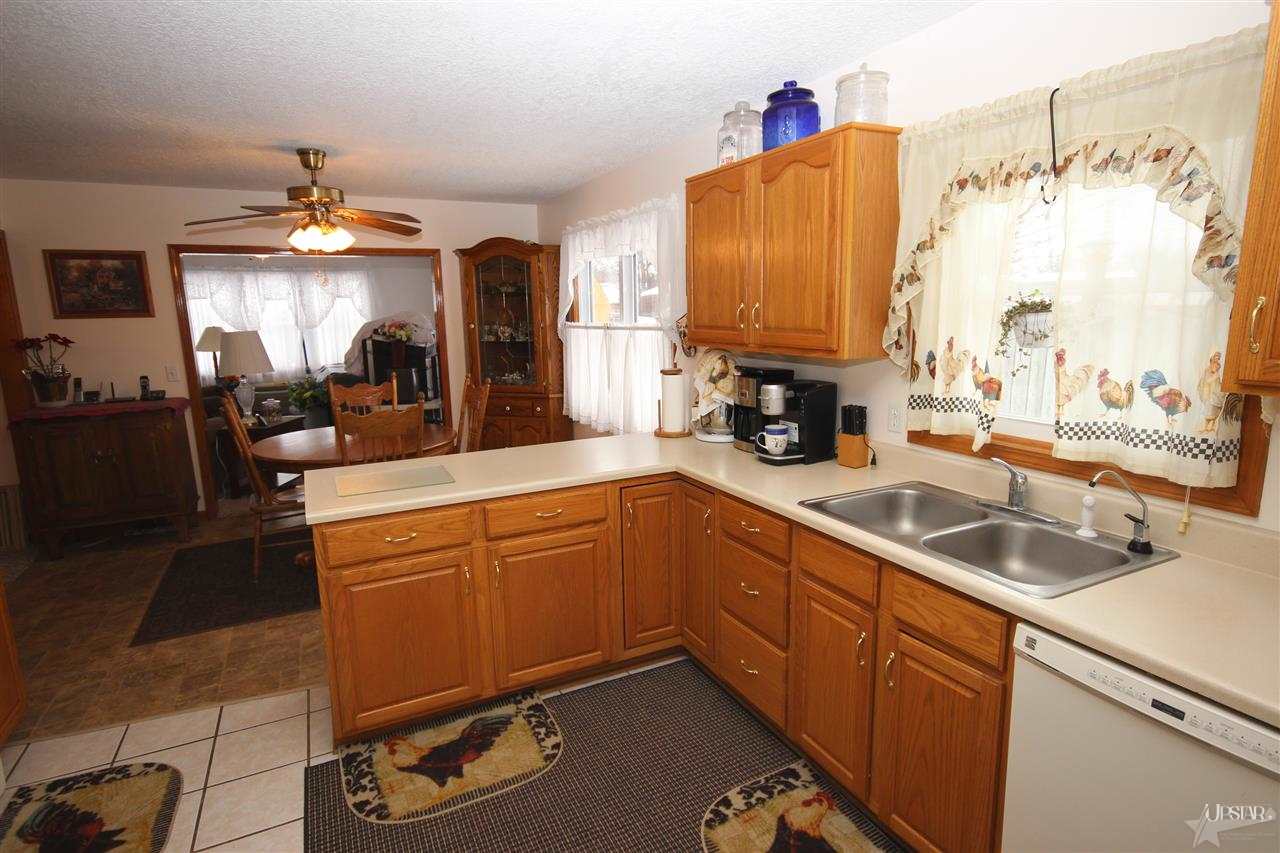 16132 Ara Ct, Woodburn, IN 46797 photo 5