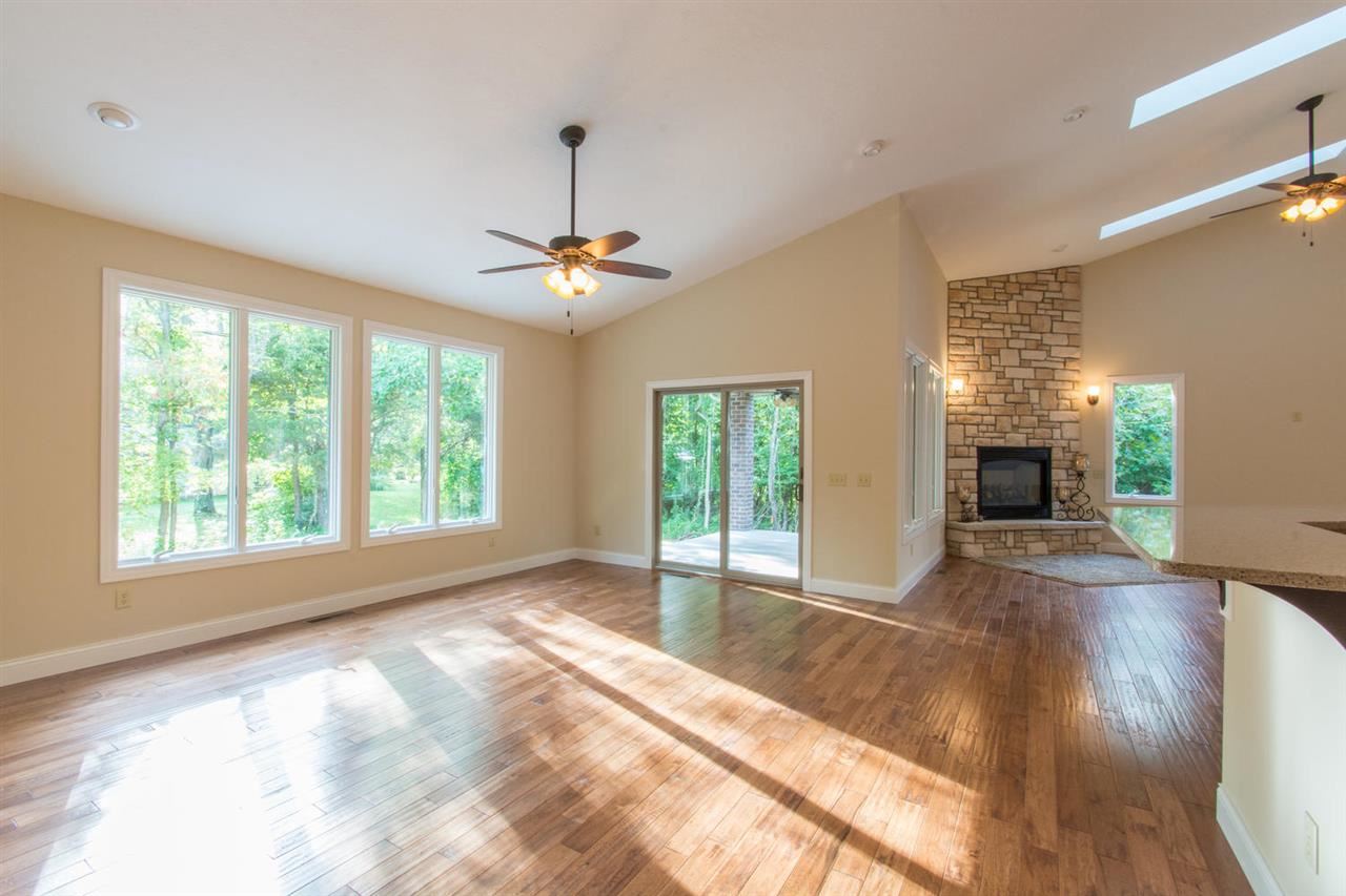 345 Roaring Fork Dr, Bloomington, IN 47401 photo 6