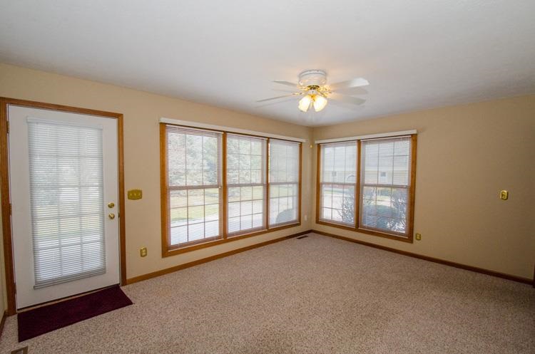 1371 Deerfield Ct, South Bend, IN 46614 photo 6