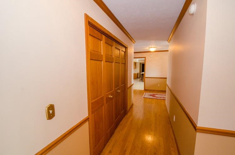 1371 Deerfield Ct, South Bend, IN 46614 photo 25