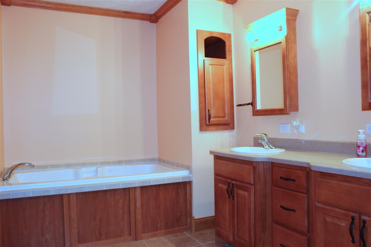 6192 S 175 E, Fort Branch, IN 47648 photo 15