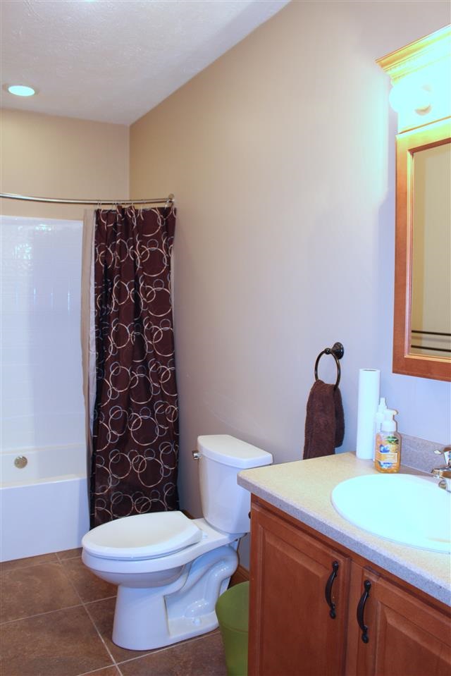 6192 S 175 E, Fort Branch, IN 47648 photo 18