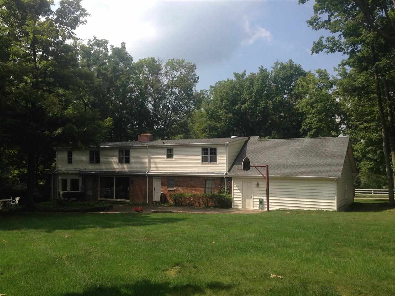 927 S Jordan Ave, Bloomington, IN 47401 photo 2