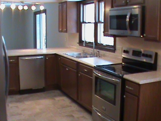 3613 Cortland Dr, Elkhart, IN 46514 photo 2