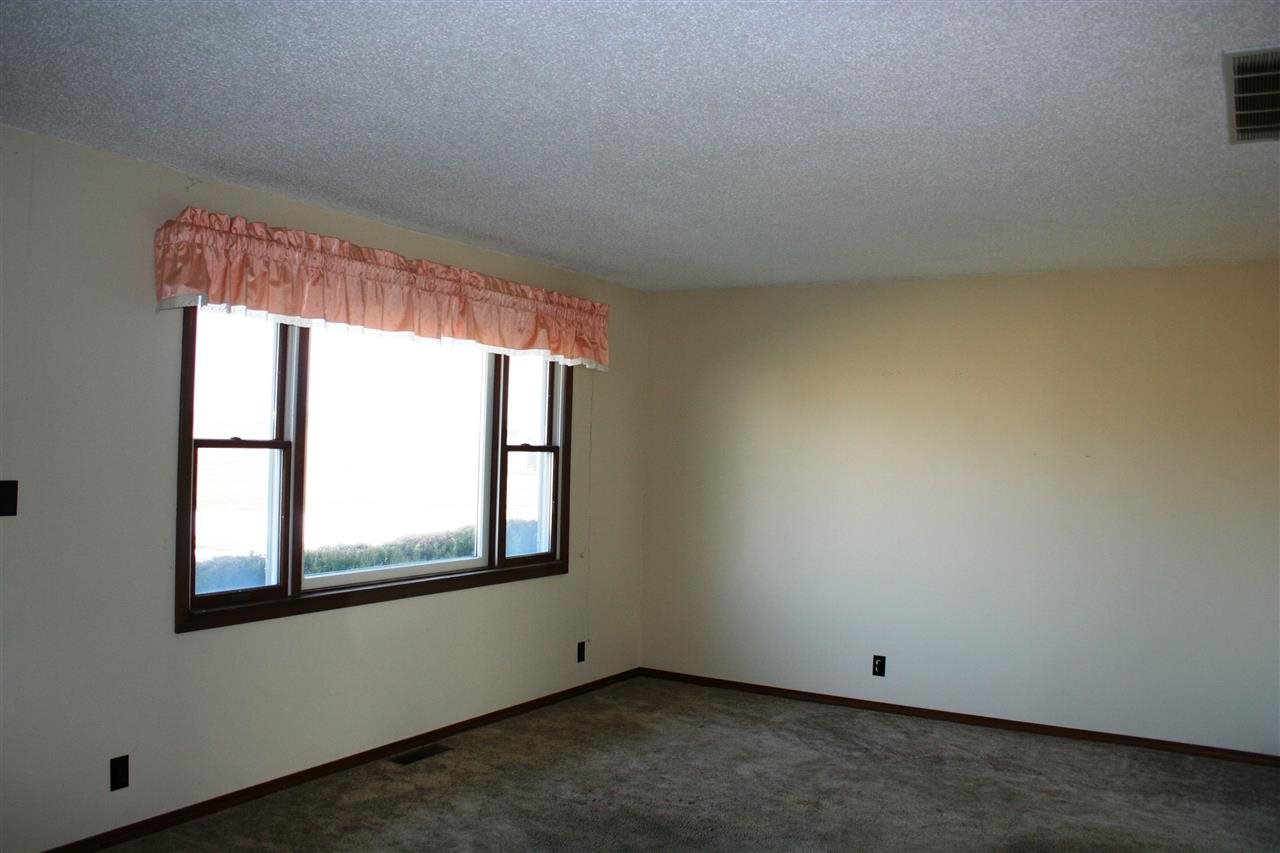 7460 S 700 W, Topeka, IN 46571 photo 9