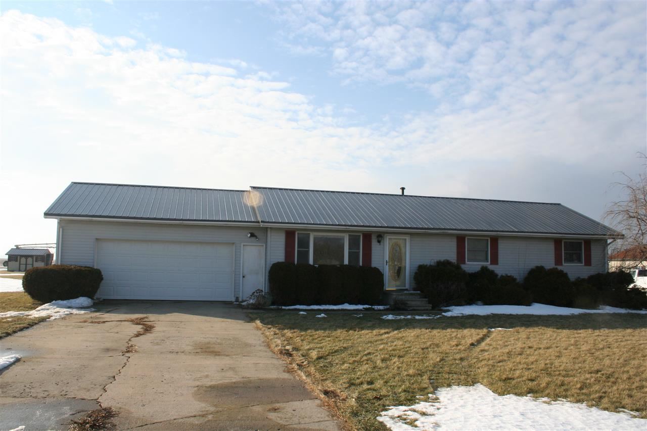 7460 S 700 W, Topeka, IN 46571 photo 2