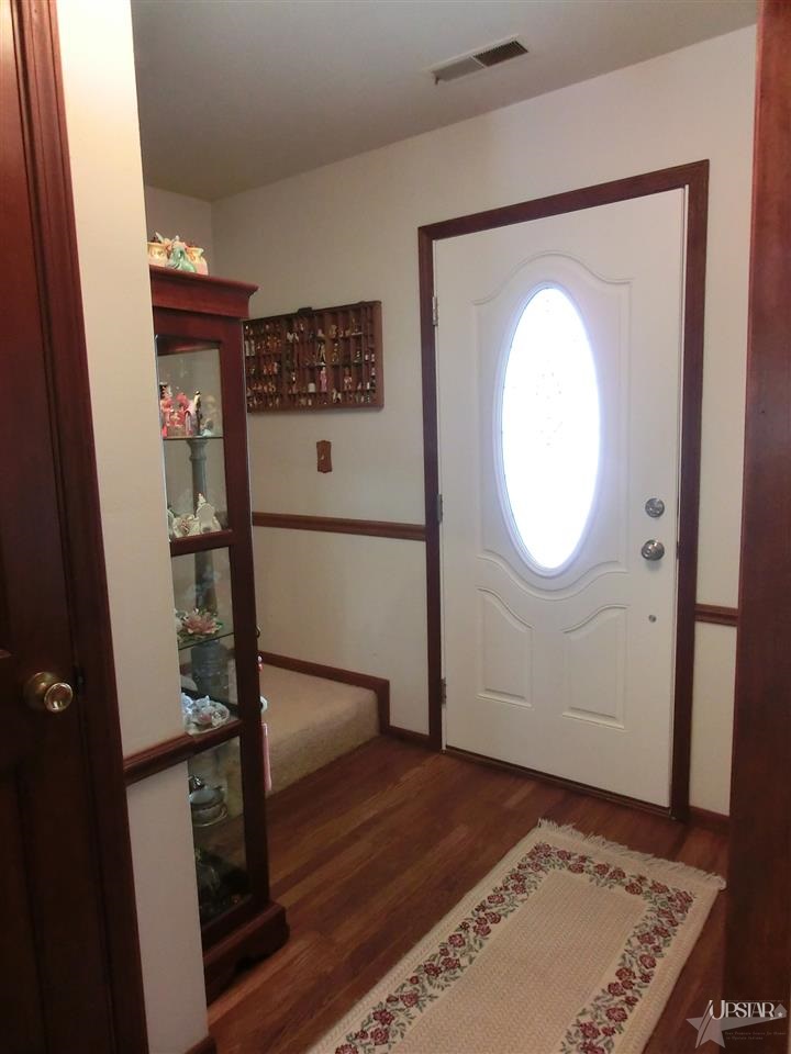 7525 Country Ct, Fort Wayne, IN 46815 photo 2