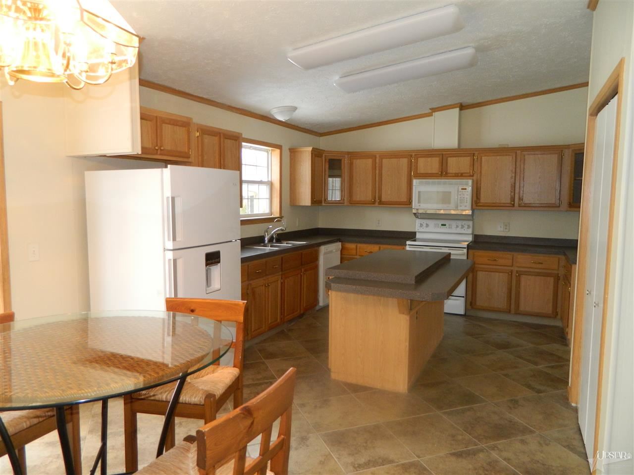 2479 S Southwood Dr, Warsaw, IN 46580 photo 5