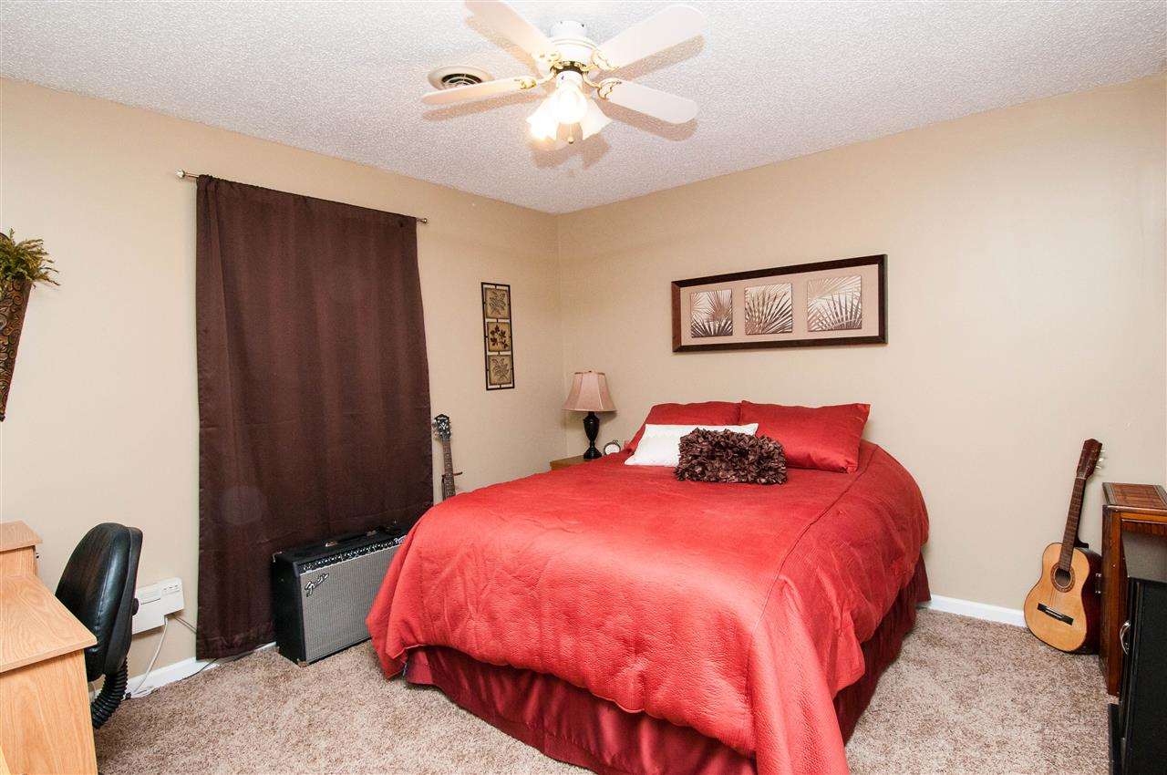 2707 Raney Dr, Vincennes, IN 47591 photo 10