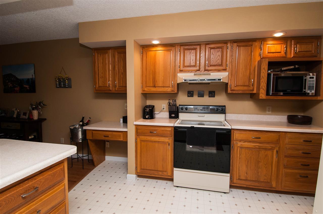 2707 Raney Dr, Vincennes, IN 47591 photo 4
