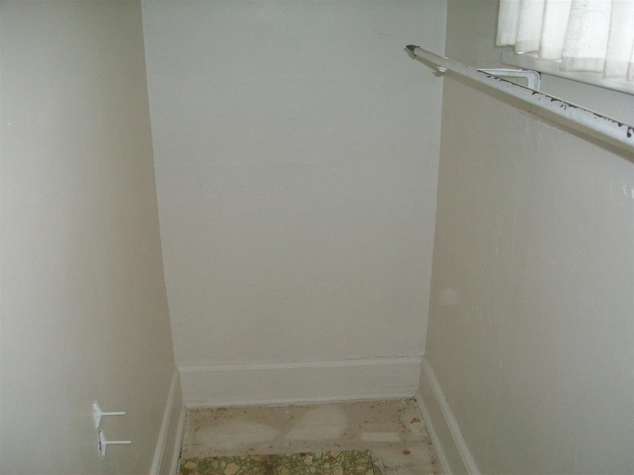 1506 Dunham St, South Bend, IN 46619 photo 9