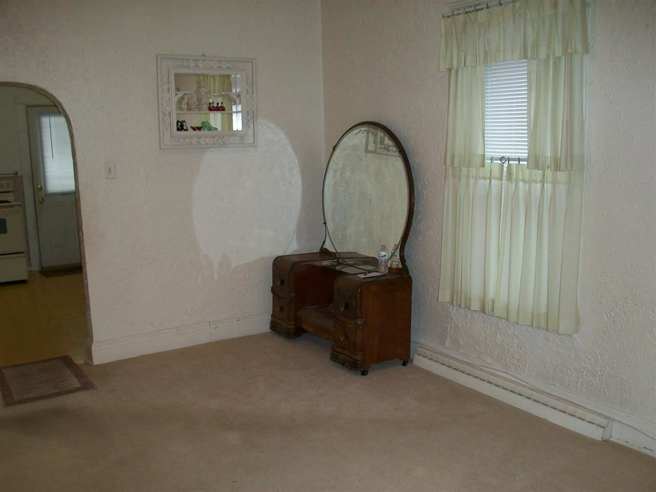 1506 Dunham St, South Bend, IN 46619 photo 3