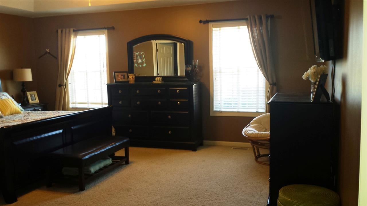 4635 Mansfield Dr, Newburgh, IN 47630 photo 4