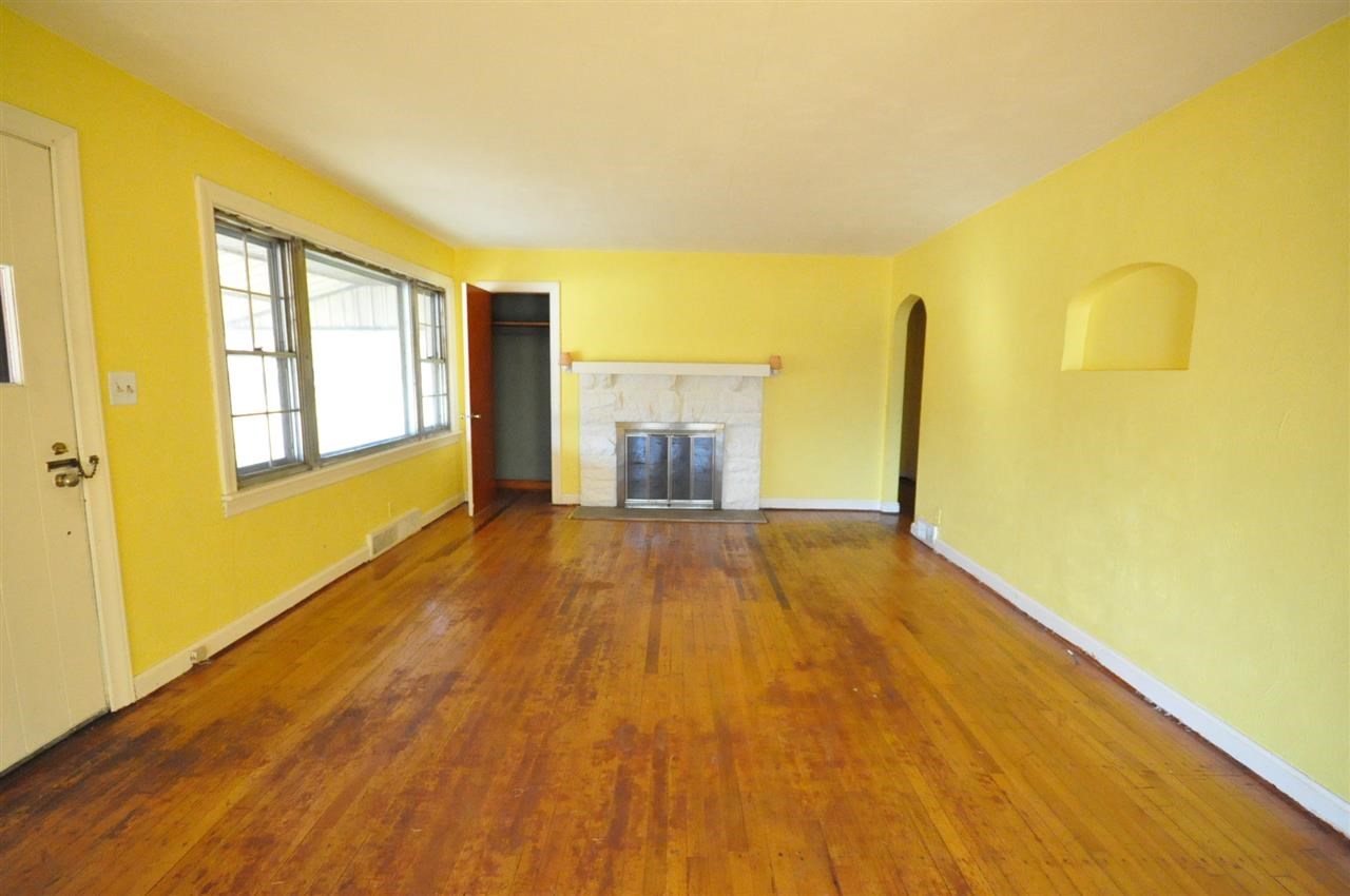 920 S Weinbach Ave, Evansville, IN 47714 photo 3