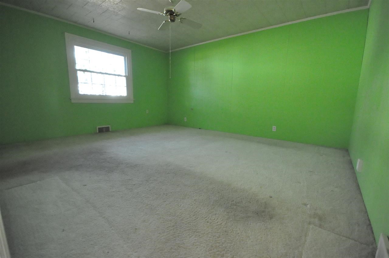 920 S Weinbach Ave, Evansville, IN 47714 photo 7