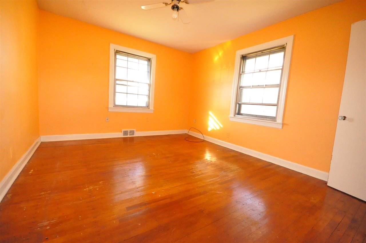 920 S Weinbach Ave, Evansville, IN 47714 photo 9