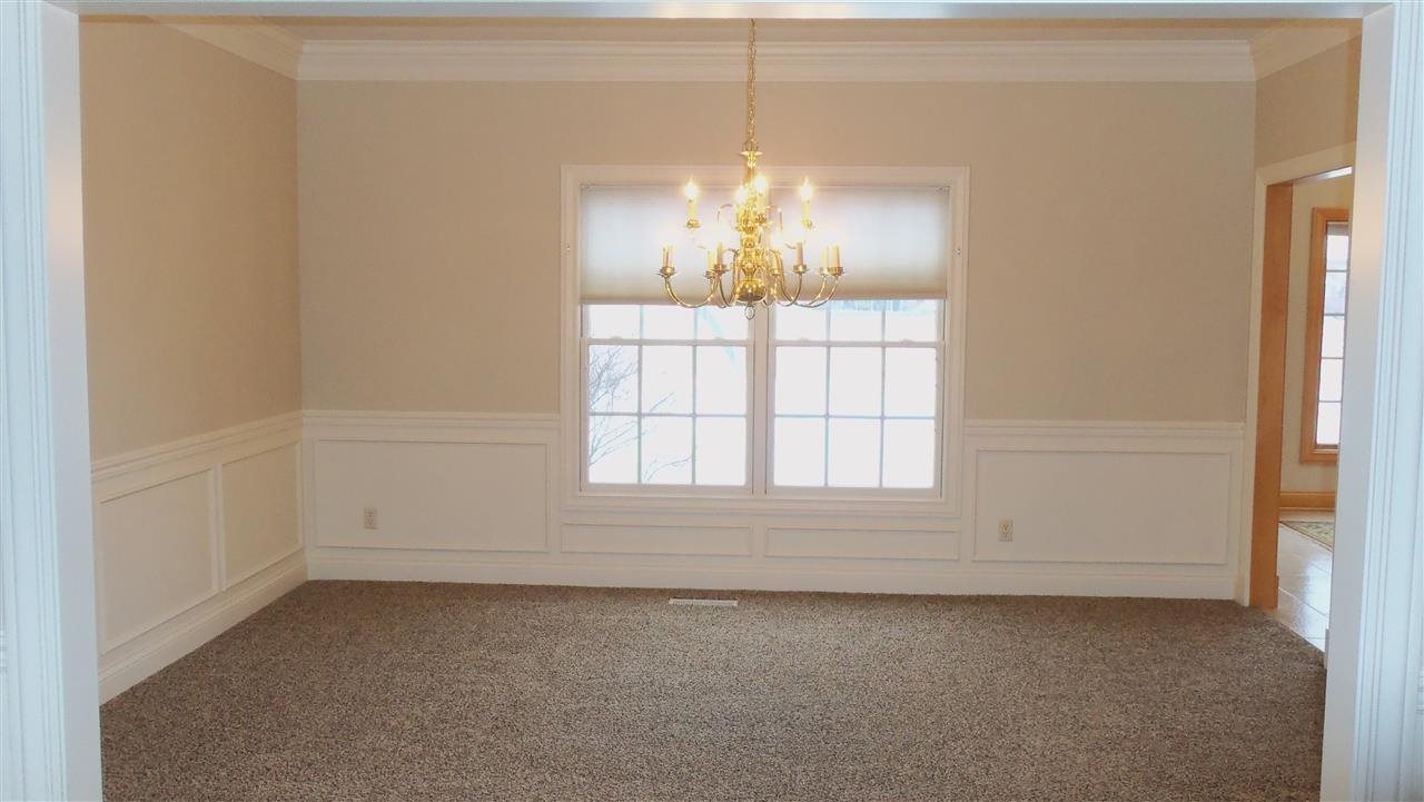 2088 Lakes Edge Dr, Newburgh, IN 47630 photo 7