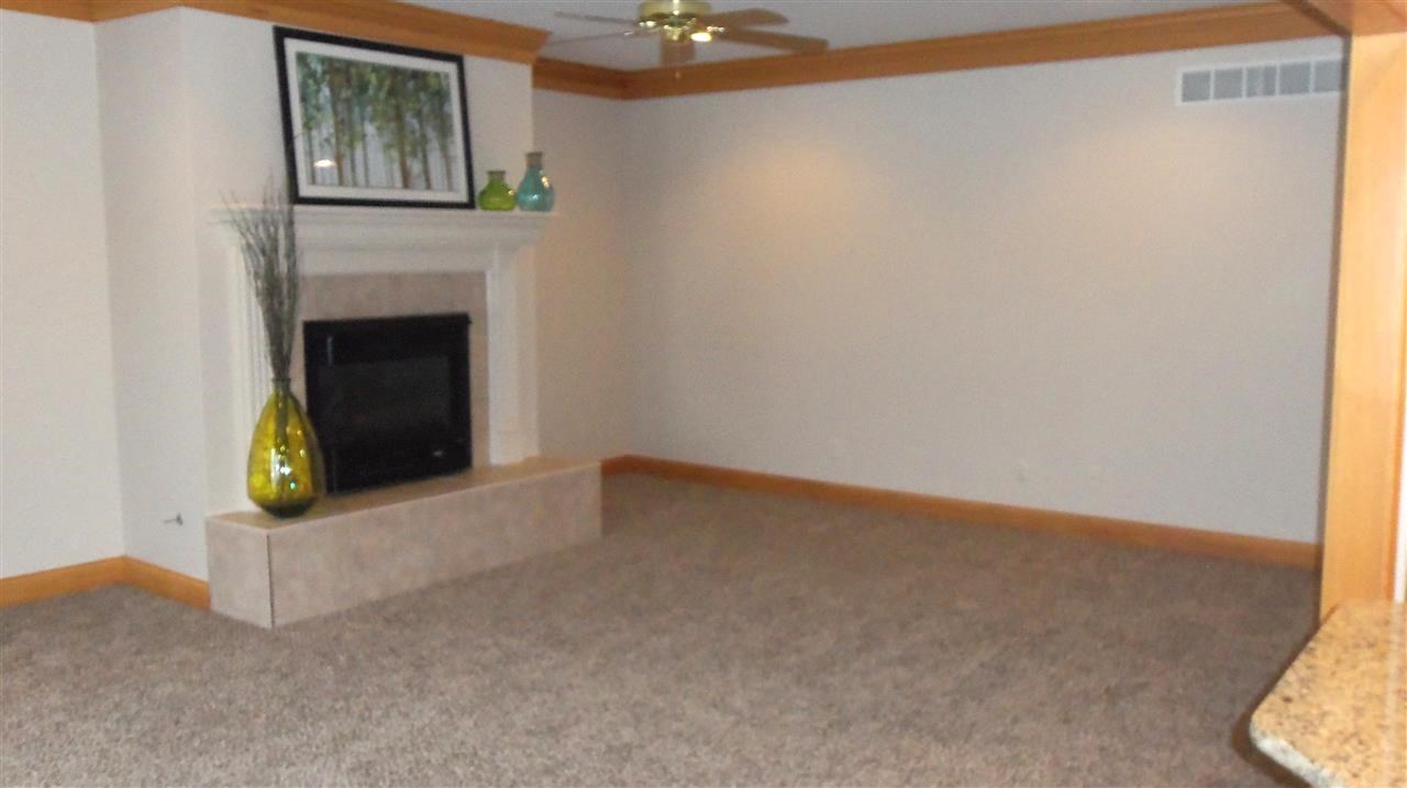 2088 Lakes Edge Dr, Newburgh, IN 47630 photo 15