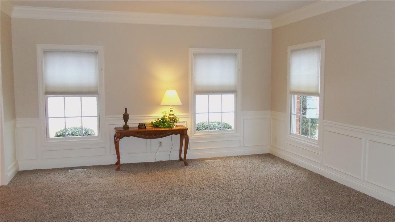 2088 Lakes Edge Dr, Newburgh, IN 47630 photo 6