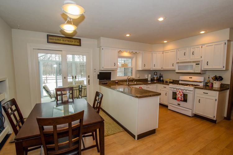 16243 Marlowe Way, Granger, IN 46530 photo 2