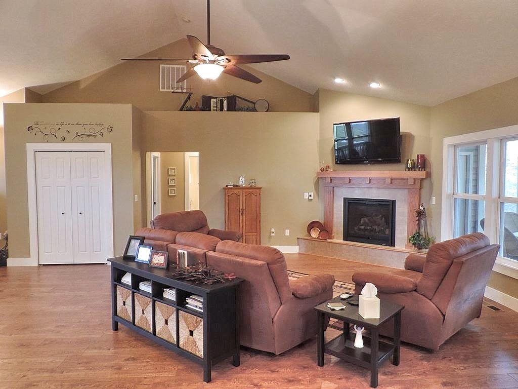 12195 Deerfield Loop, Delphi, IN 46923 photo 12