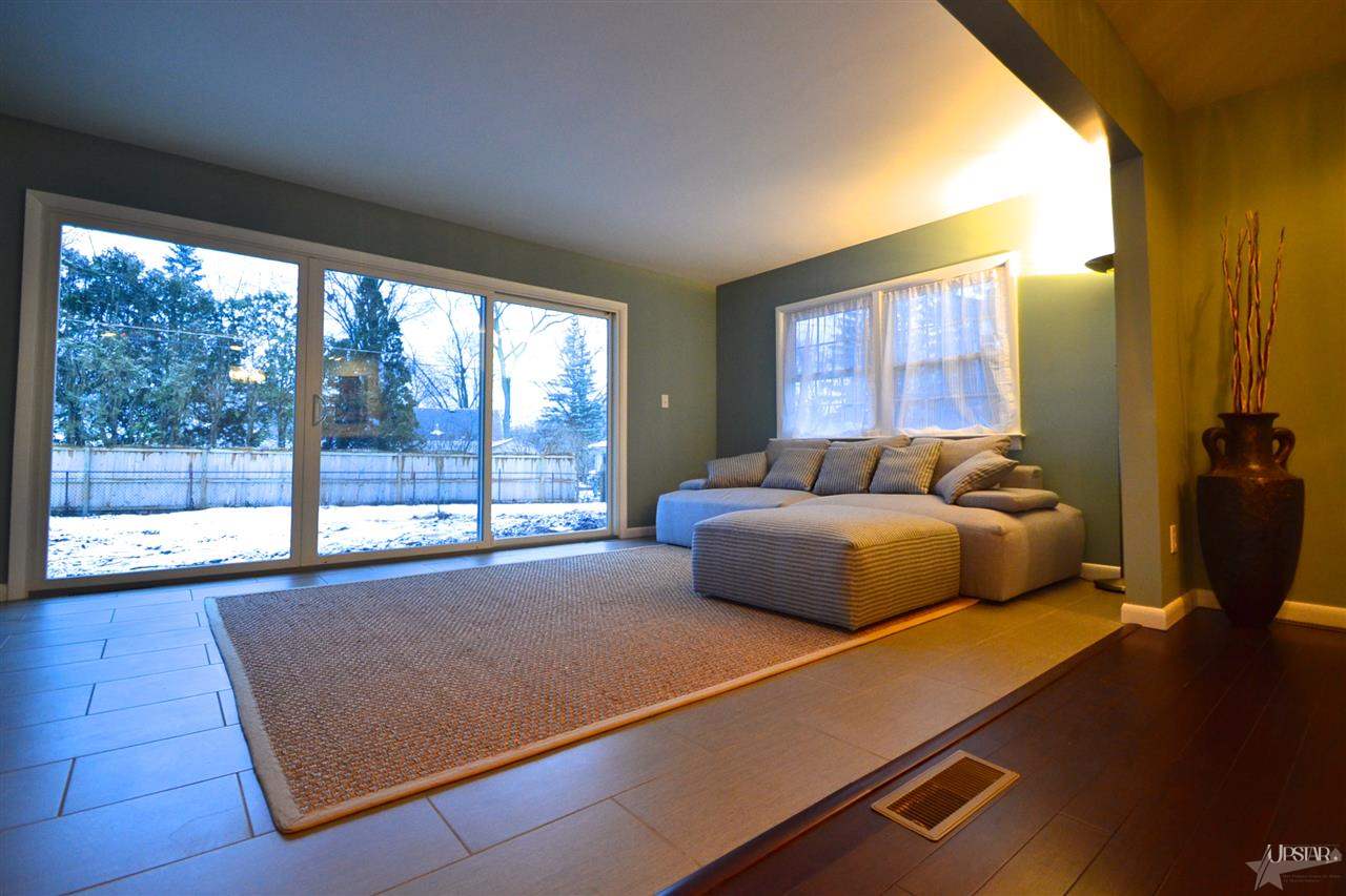 5205 Woodhurst Blvd, Fort Wayne, IN 46807 photo 9