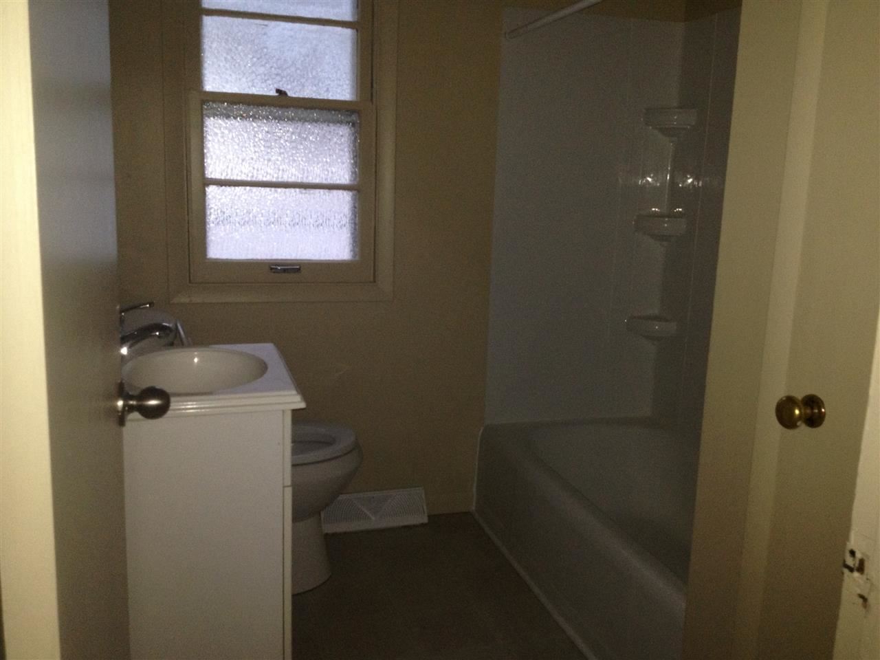 2301 Morton Ave, Elkhart, IN 46517 photo 8