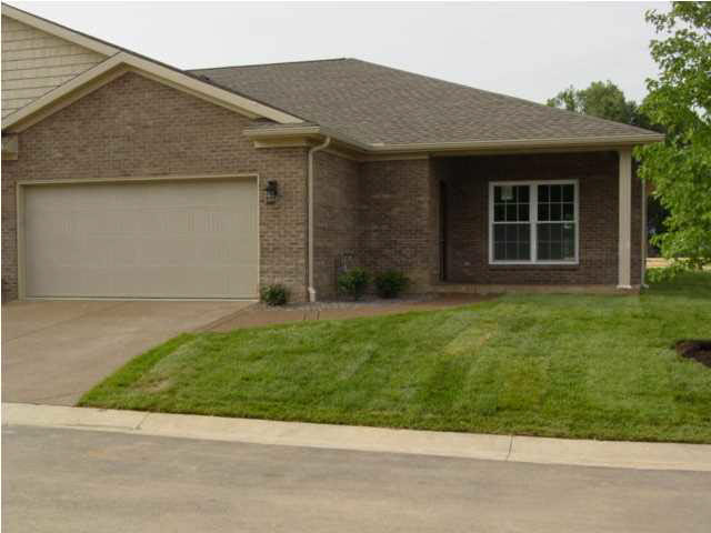 4824 Paddock Dr, Evansville, IN 47715 photo 2