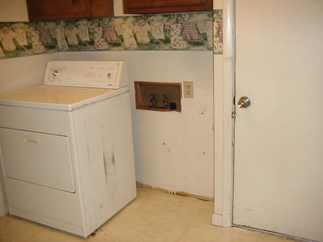 127 Orpha Dr, Middlebury, IN 46540 photo 4