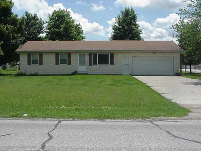 127 Orpha Dr, Middlebury, IN 46540 photo 1