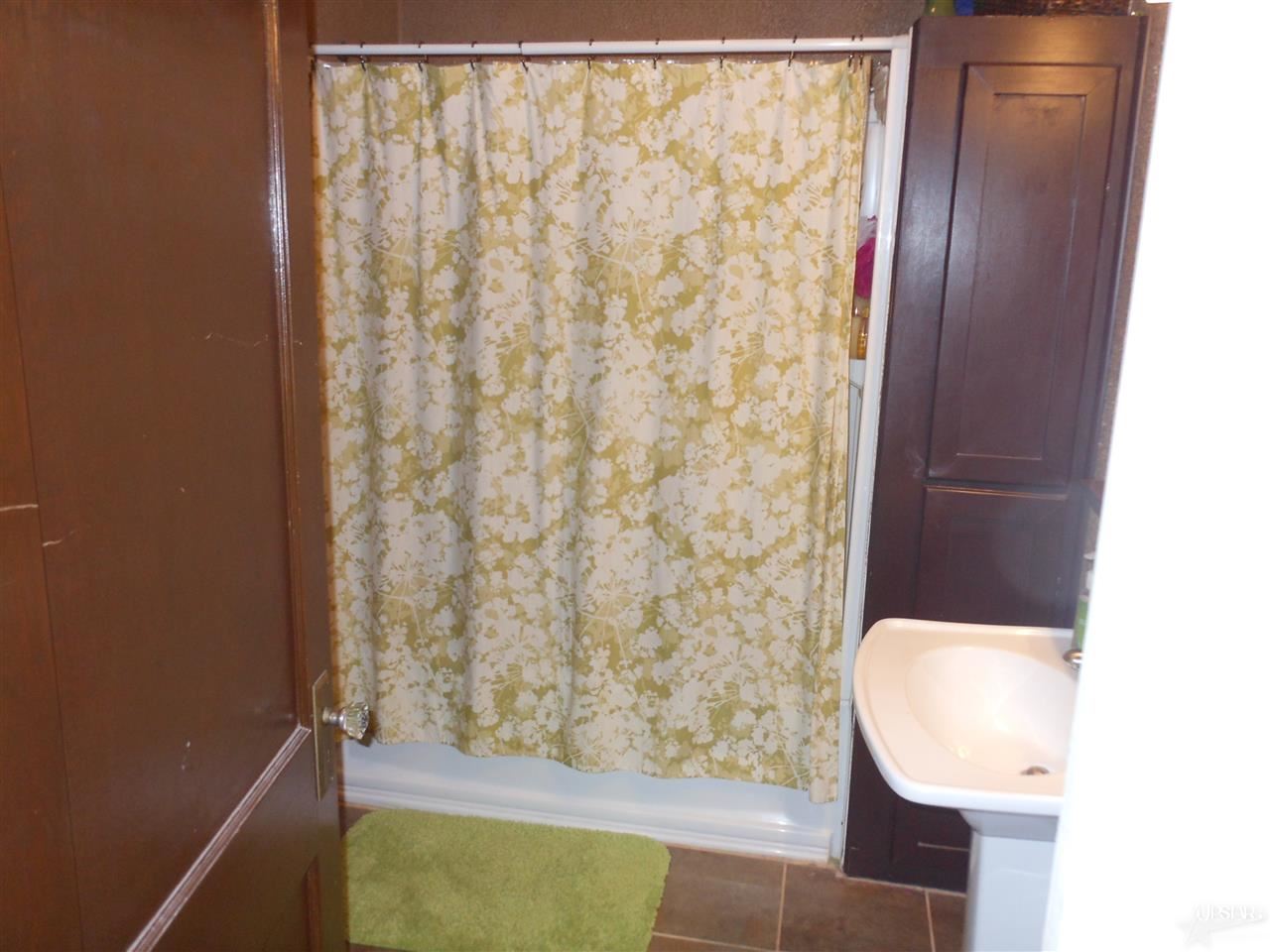 2526 Florida Dr, Fort Wayne, IN 46805 photo 16