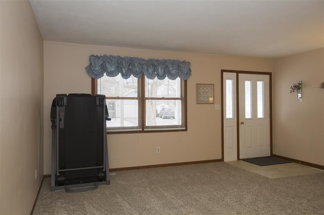 55711 Jefferson Knolls Dr, Osceola, IN 46561 photo 4