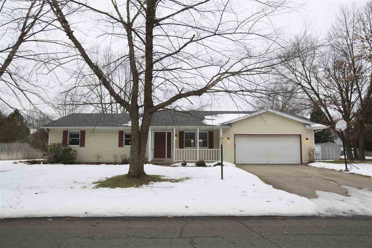 55711 Jefferson Knolls Dr, Osceola, IN 46561 photo 1