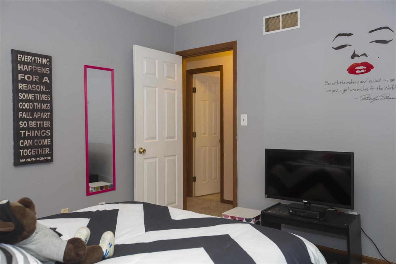 55711 Jefferson Knolls Dr, Osceola, IN 46561 photo 24
