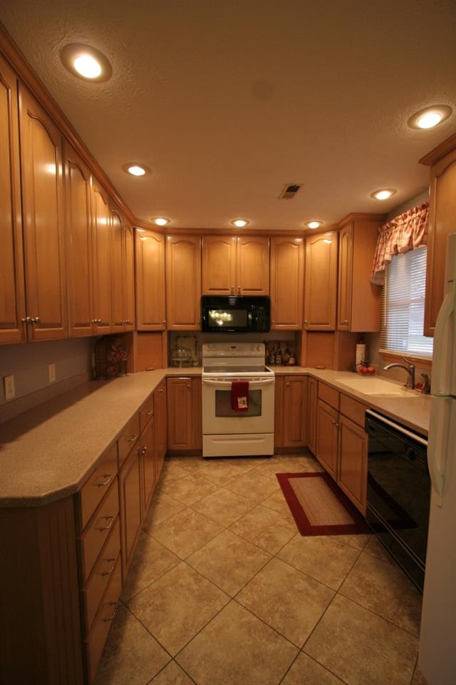 509 W 34th St, Jasper, IN 47546 photo 4