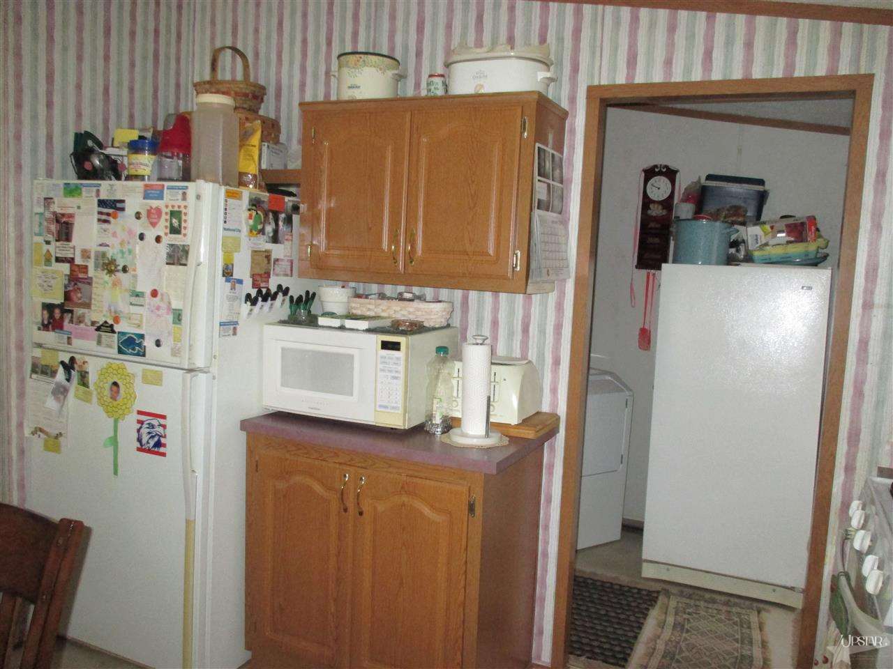 914 N Main St, Warren, IN 46792 photo 6