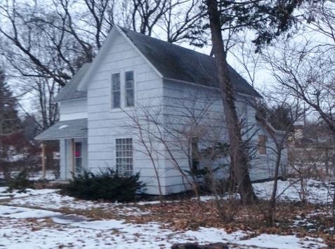 503 N Riverside Blvd, Goshen, IN 46528 photo 3
