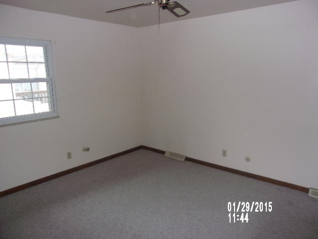 1923 Elmendorf Ave, Evansville, IN 47714 photo 4