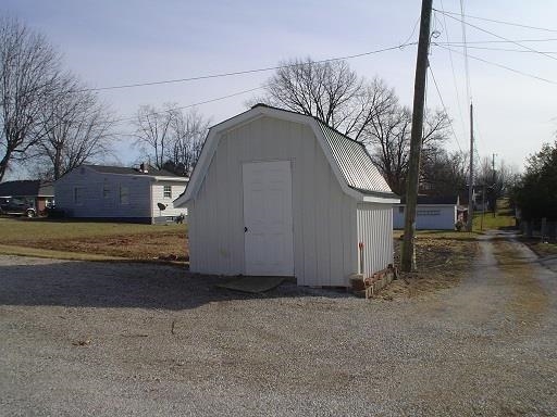 306 E 11th St, Bicknell, IN 47512 photo 9