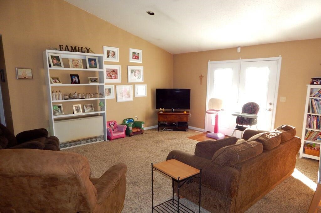 1175 S 550 E, Montgomery, IN 47558 photo 2