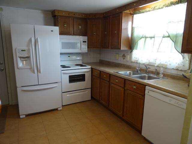 7025 S 1195 E Mcclish Lk, Hudson, IN 46747 photo 5