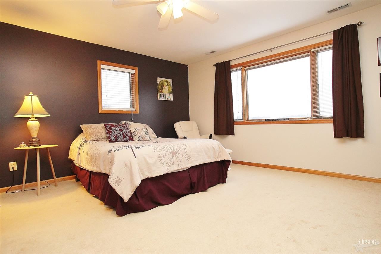 7871 E Cree Lake Dr S, Kendallville, IN 46755 photo 12