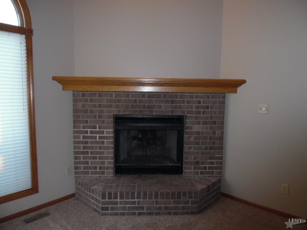 314 Eagle Ct, Ossian, IN 46777 photo 4