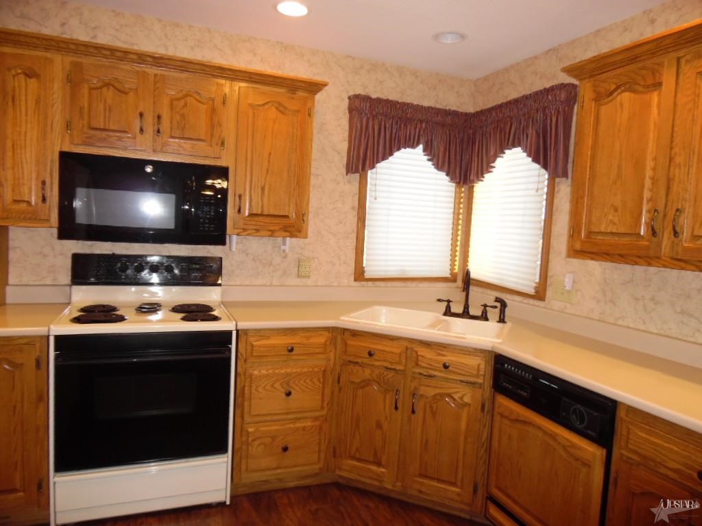 314 Eagle Ct, Ossian, IN 46777 photo 6