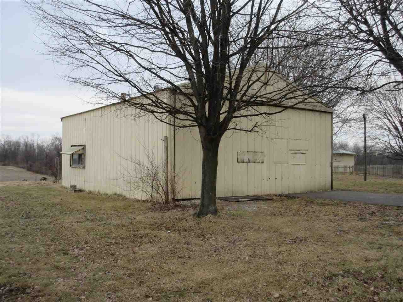 203 Burton Ln, Mitchell, IN 47446 photo 14