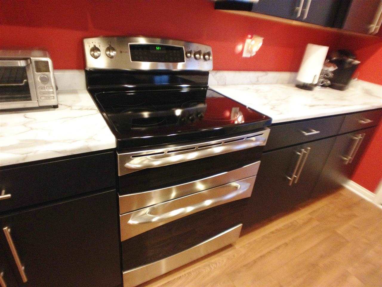 6211 Pavilion Dr, Newburgh, IN 47630 photo 9